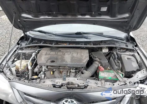 2013 Toyota Corolla S z USA, uszkodzony, nr VIN 5YFBU4EE4DP140041